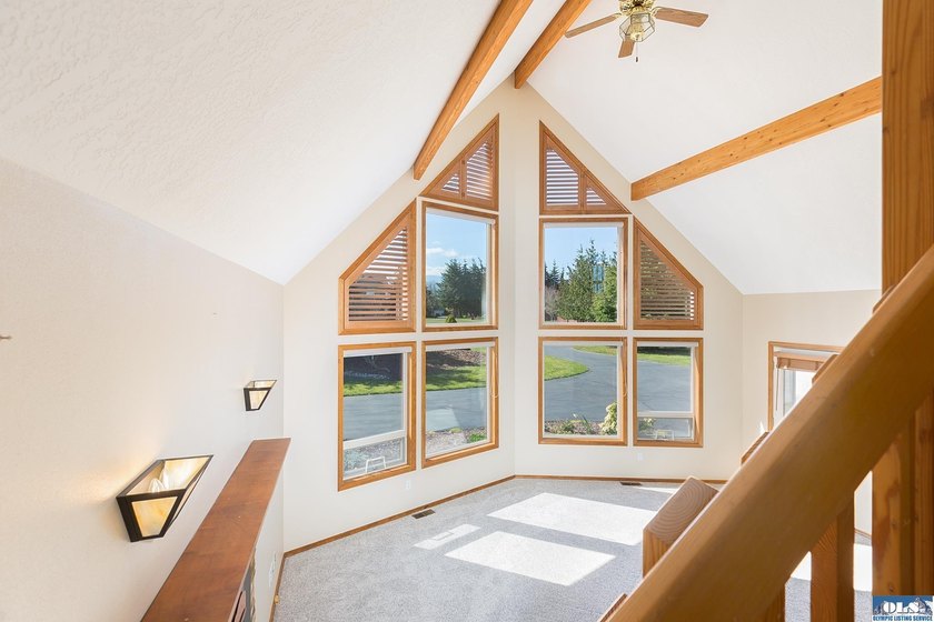 Beautifully appointed and thoughtfully upgraded, this Northwest - photo 32
