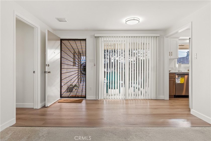 Completely remodeled bright unit sits atop the highest point in - photo 4