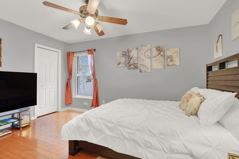 Meticulously Maintained Single-Family Home In Port St. Lucie - photo 36