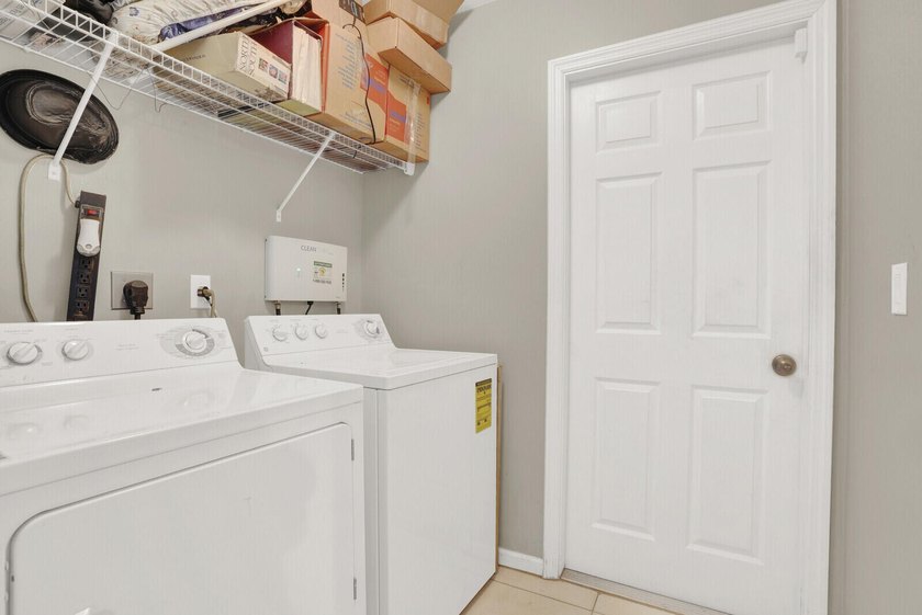 Meticulously Maintained Single-Family Home In Port St. Lucie - photo 39