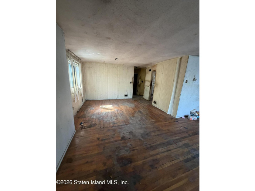 Extra large Legal 2 family 6/6 located in Granitevillepletely - photo 3
