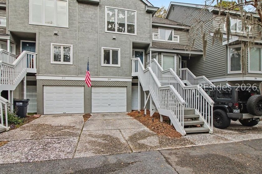 Welcome to this charming 2-bedroom, 2-bath townhome that - photo 3