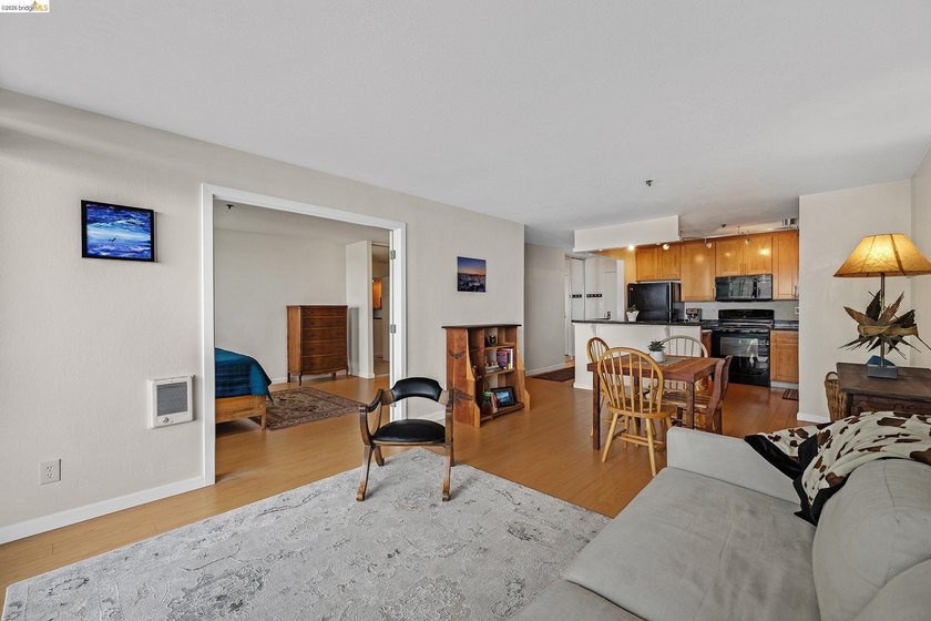 NEW PRICE! Welcome home to your amazing new views of the Bridges - photo 12