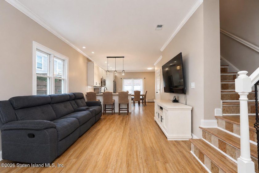 Welcome to 198 Willowbrook Road - an exceptional, beautifully - photo 5