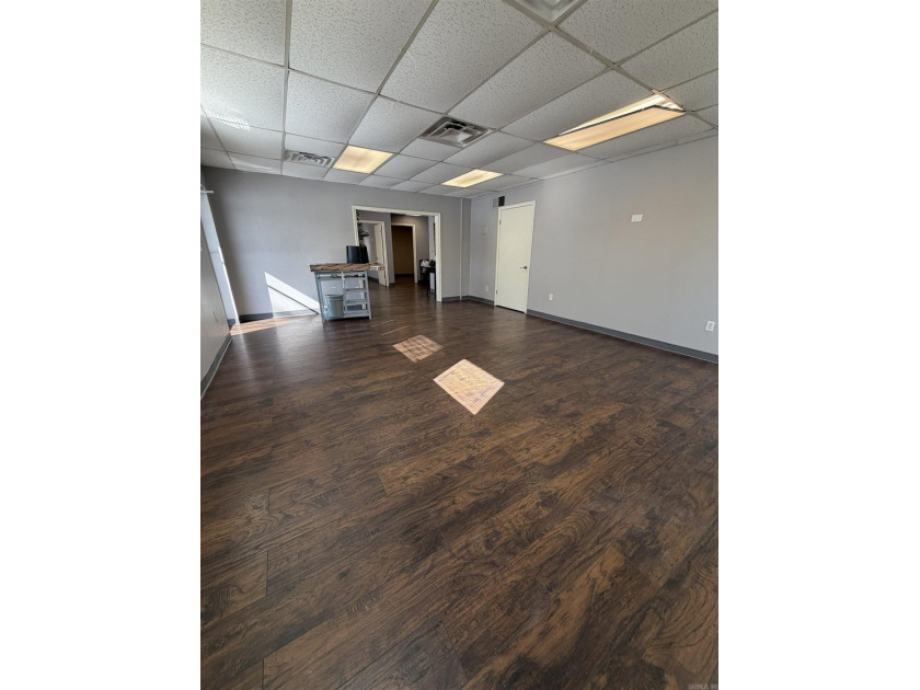 Position your business in the heart of Downtown Little Rock with - photo 9