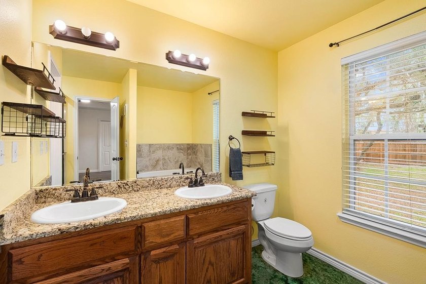 Welcome to your peaceful retreat in Rockport! This 2019-built - photo 15