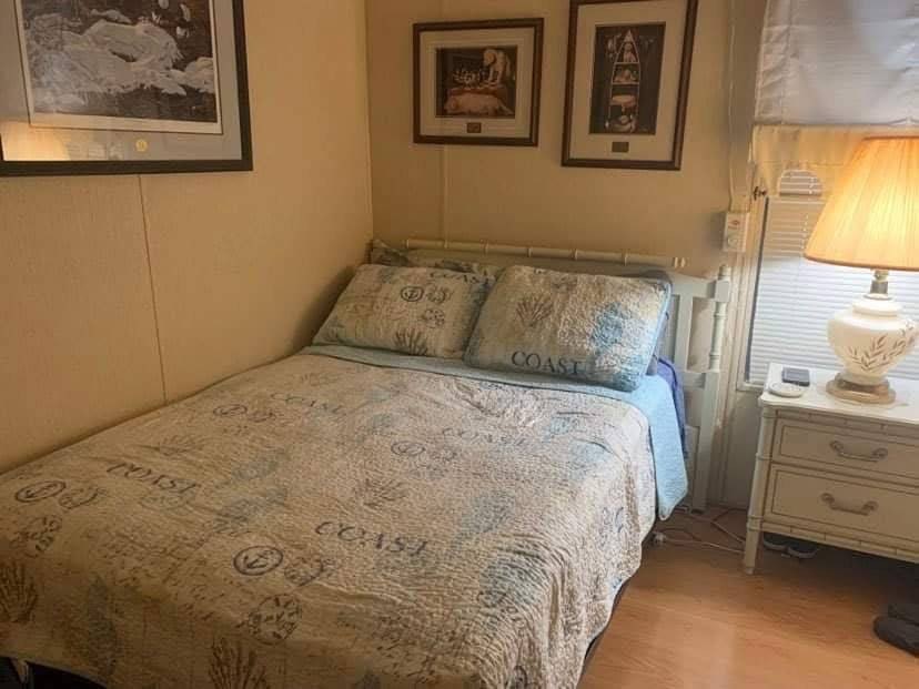 Welcome home to this charming 2-bedroom, 2-bath residence - photo 16