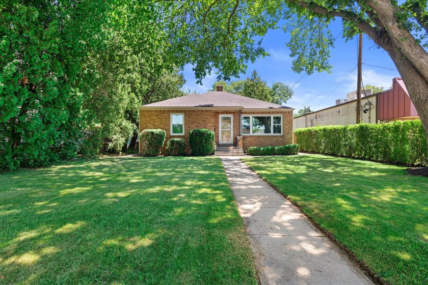 A South Milwauikee hidden GEM and is just blocks from Lake - photo 19
