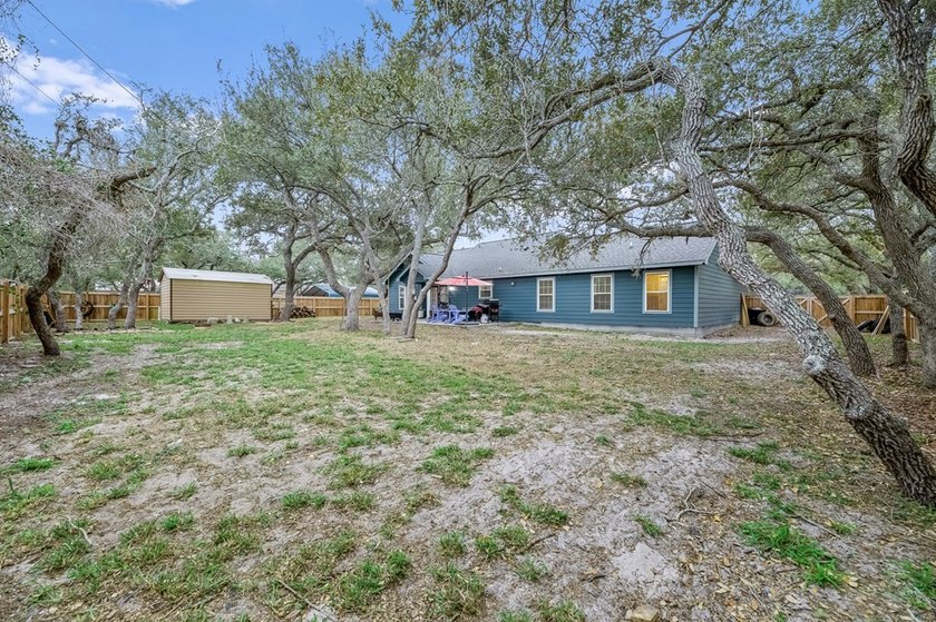 Welcome to your peaceful retreat in Rockport! This 2019-built - photo 20