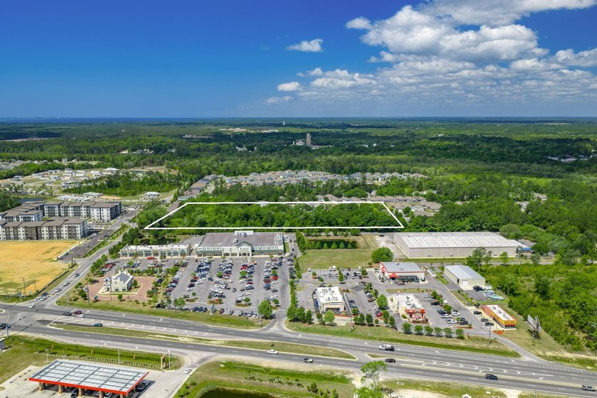 150 Marquis Way presents a rare 4.05-acre development - photo 3