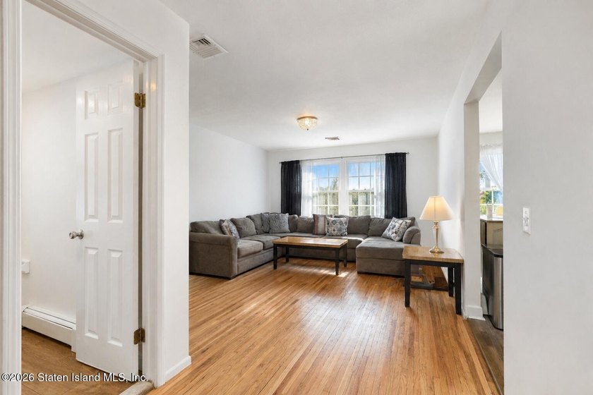 This must-see home is located in the desirable Rossville - photo 9