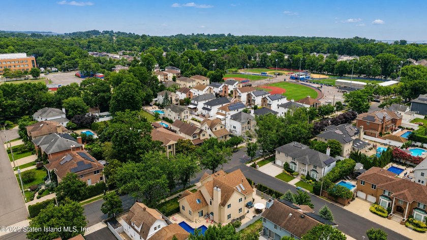 Looking for a fully custom, beautifully updated home in - photo 10