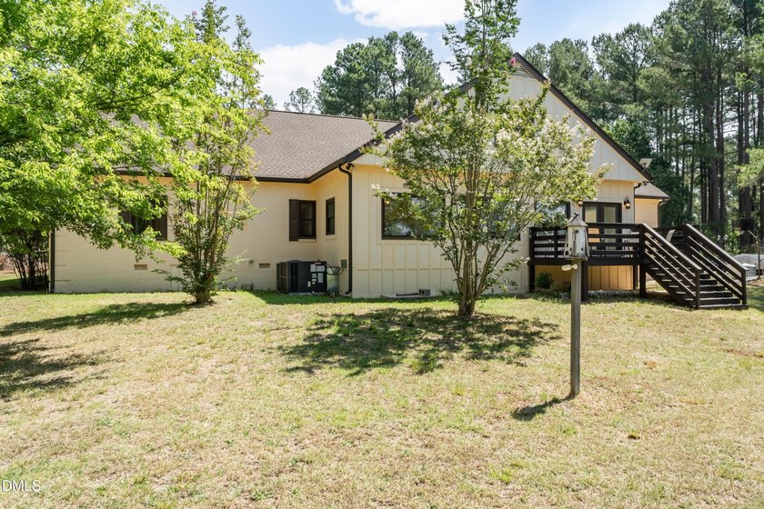 Discover this extensively renovated custom home, perfectly - photo 32