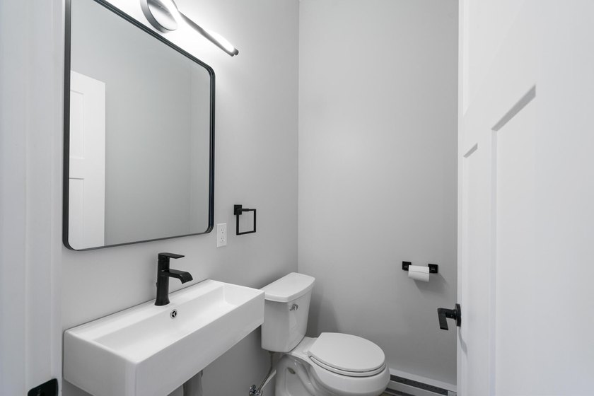 Brand new construction on the beautiful Cheboygan River! Enjoy - photo 33