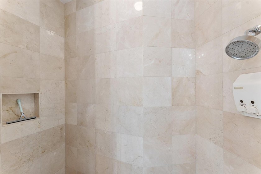 DIRECT OCEAN UPPER PENTHOUSE w/ 11 FOOT CEILINGS at L'Hermitage - photo 21