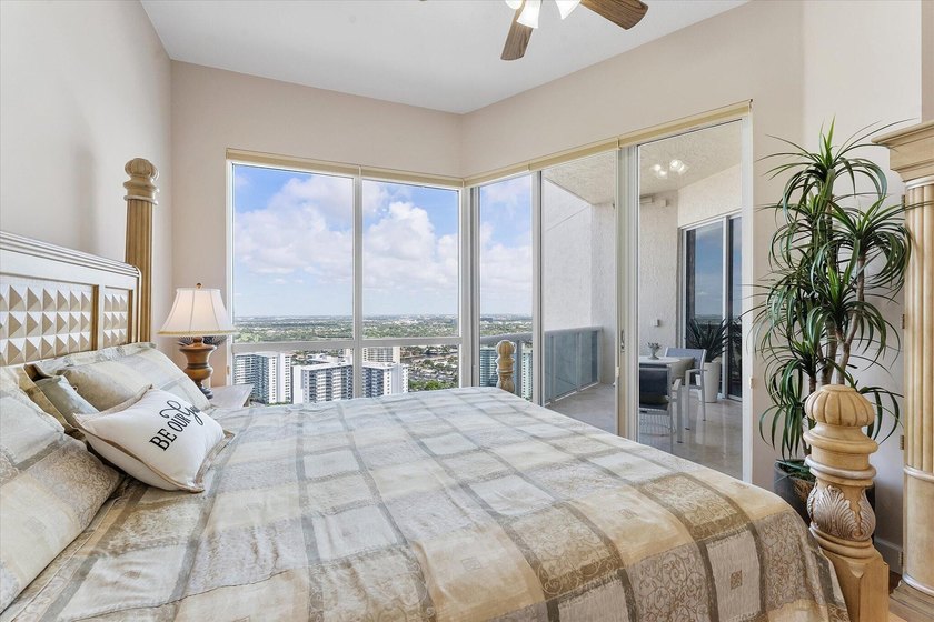 DIRECT OCEAN UPPER PENTHOUSE w/ 11 FOOT CEILINGS at L'Hermitage - photo 24