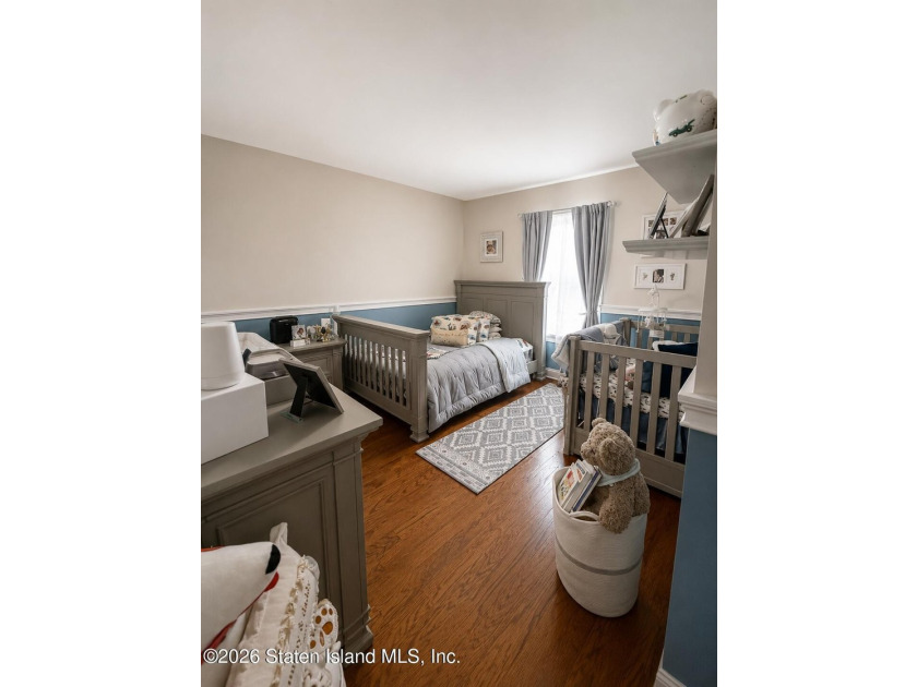 Introducing 7 years young 6/6 semi attached two family houses in - photo 6