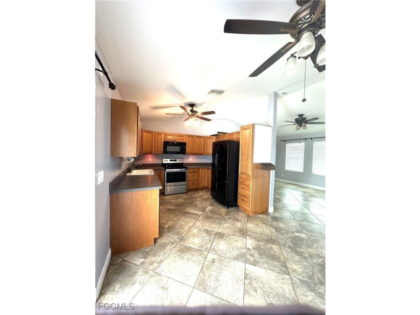 *Dear Potential Buyer: I am SO tired of being here all alone - photo 3