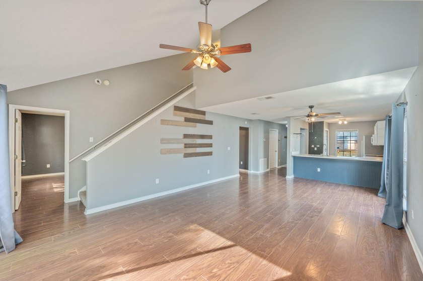 Discover the perfect combination of comfort and coastal living - photo 12