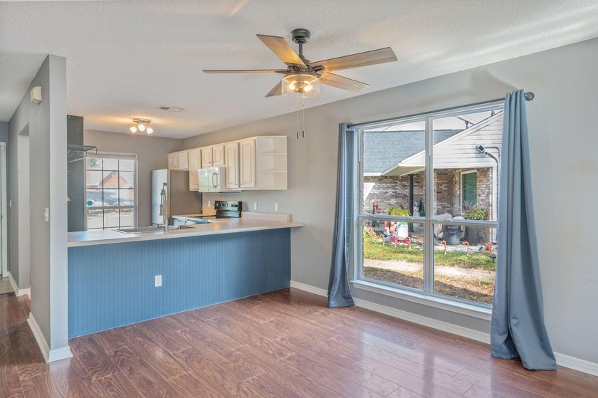 Discover the perfect combination of comfort and coastal living - photo 14