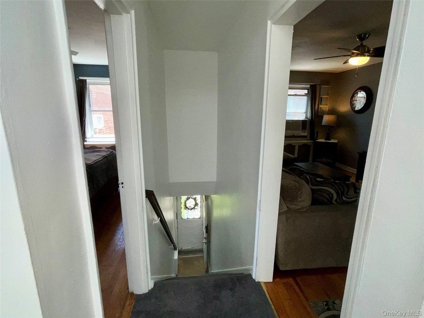 Beautiful and spacious 2 bedroom upper co-op was just painted - photo 14