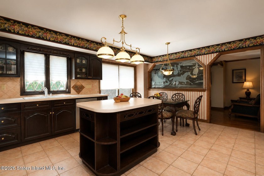 Rare opportunity to unlock approximately 500,000 in potential - photo 10
