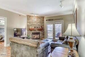 ATTENTION INVESTORS!!! OPPORTUNITY TO BUY THREE CONDOS FROM THE - photo 34