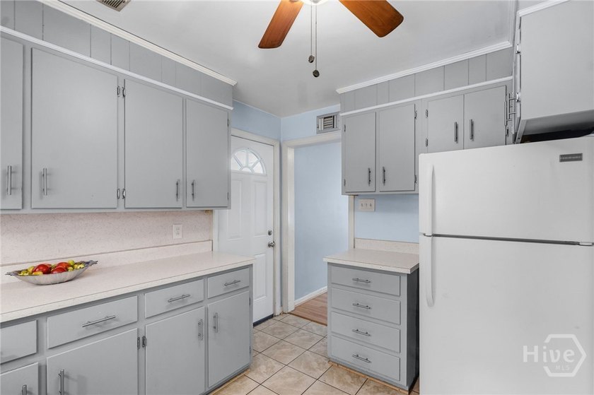 Opportunity is knocking in Savannah's established Glynnwood - photo 14