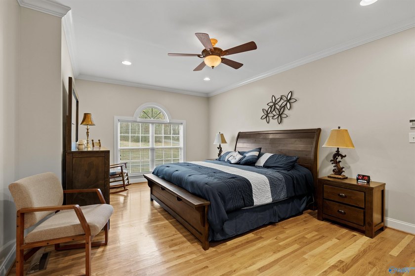 Beautiful home offering 3,876 total finished sqft with 2,388 on - photo 18