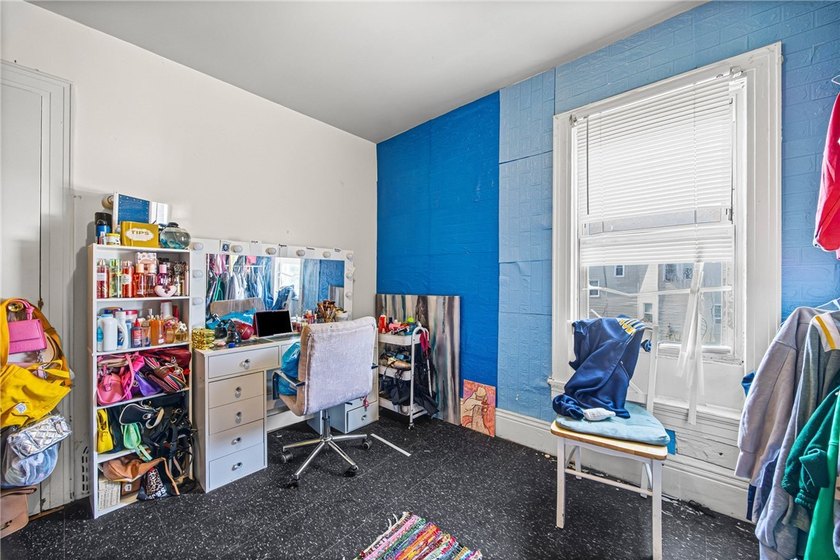 Investor Alert! Don't miss this fantastic duplex opportunity - photo 11