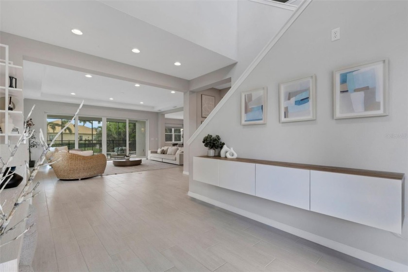 Discover resort-style living in this stunning 5-bedroom, 4-bath - photo 19