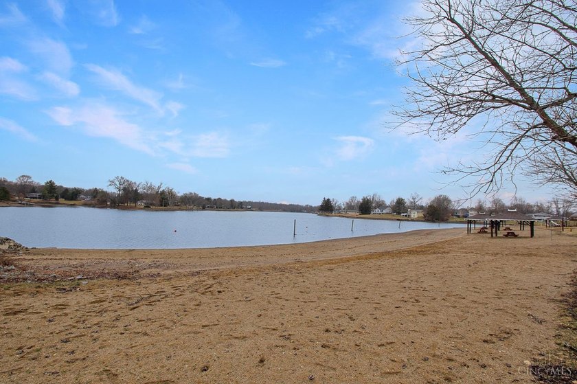 Just steps from the beach and clubhouse in Lake Lorelei! This - photo 34