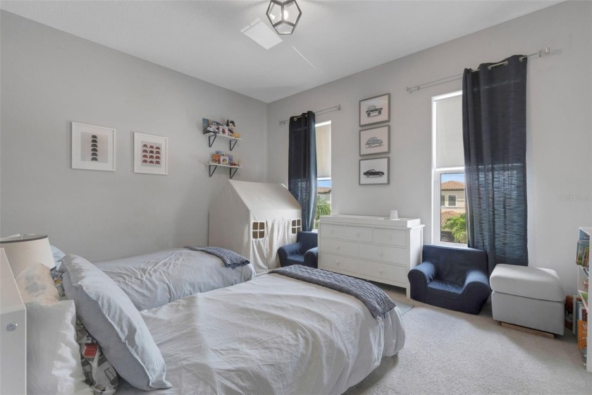 Discover resort-style living in this stunning 5-bedroom, 4-bath - photo 55