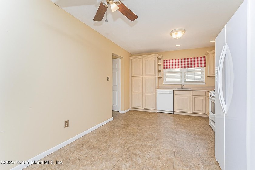 Welcome Home to this 3 bedroom, 3 bath ranch located in the - photo 8