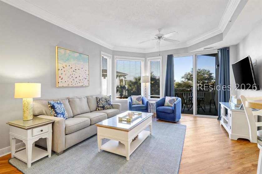 Welcome to 2211 Sea Crest Villas, perfectly located in the heart - photo 3