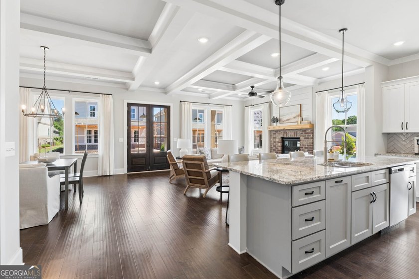 Welcome to this cottage style planning community in the - photo 6