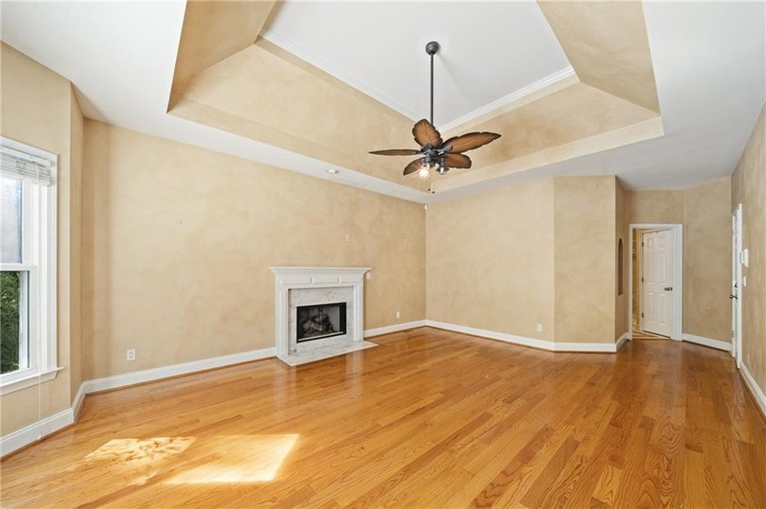 BRING ALL OFFERS! Located in sought-after Roswell just moments - photo 25