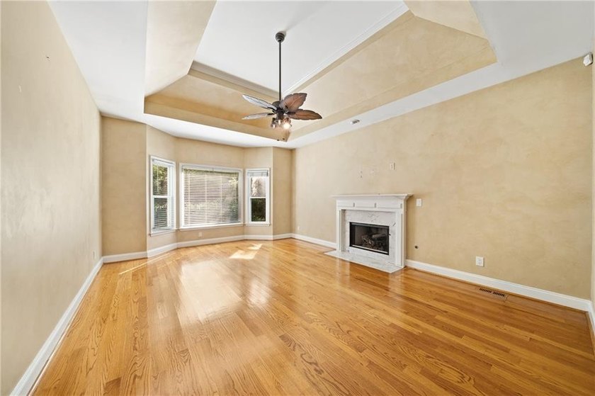 BRING ALL OFFERS! Located in sought-after Roswell just moments - photo 26