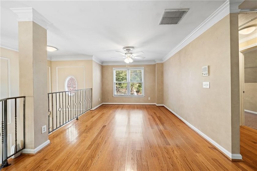 BRING ALL OFFERS! Located in sought-after Roswell just moments - photo 32
