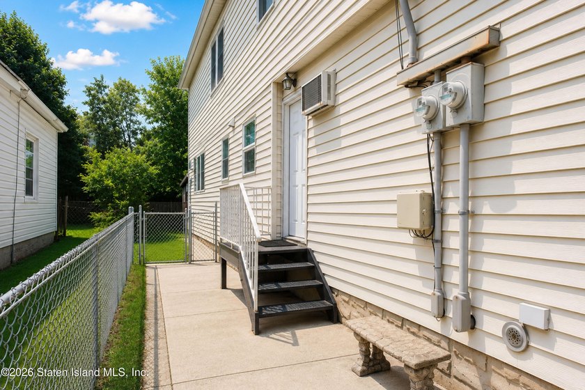Welcome to 14 Martin Avenue! This spacious detached two-family - photo 3