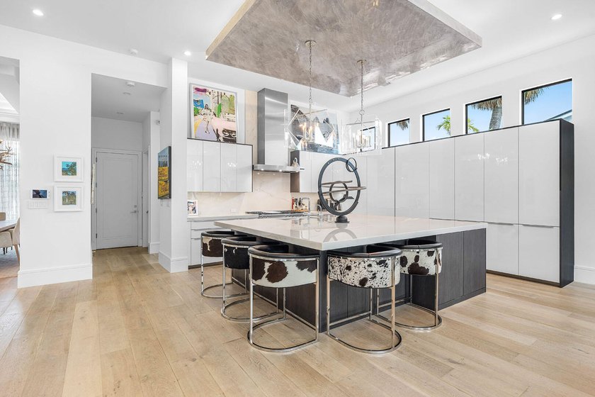 2424 Queen Palm Road is a striking modern estate by River Birch - photo 11