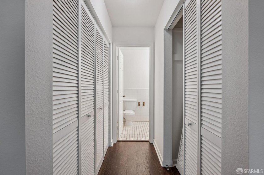 Built in 1992 and boasting generous sized 3br/2ba flats, this - photo 15