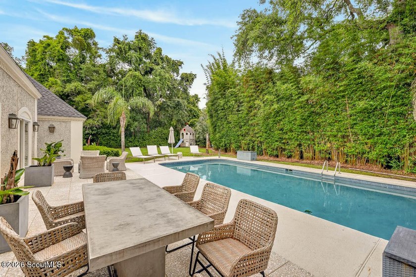 Enjoy this peaceful, quiet home tucked under the beautiful trees - photo 17