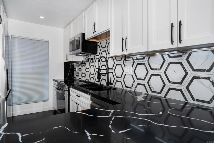 5700 Baltimore Dr 16 - photo 4