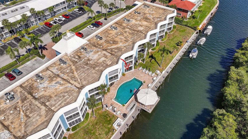 Deeded private boat dock just steps from your back door and - photo 48