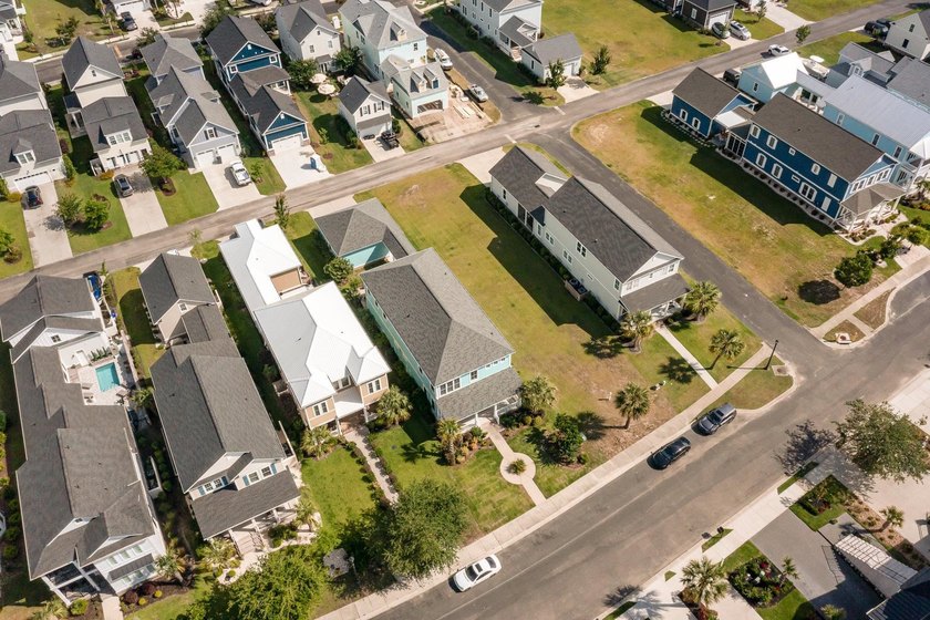 Seize the opportunity to build your dream home on this stunning - photo 4