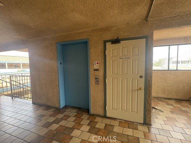 Don't miss out on this spacious 1 bedroom, 1 bath Condo Located - photo 11