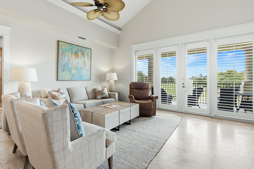 Best-priced large one-level furnished condo in desirable Pine - photo 6