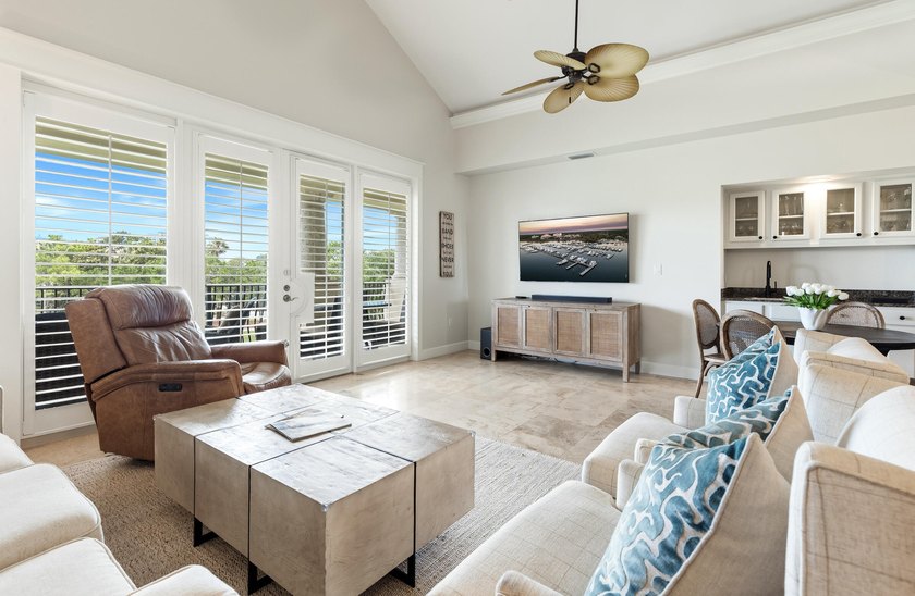 Best-priced large one-level furnished condo in desirable Pine - photo 8