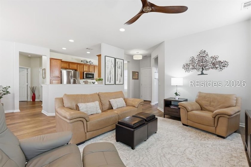 Welcome home to this beautifully designed Robin model villa - photo 8